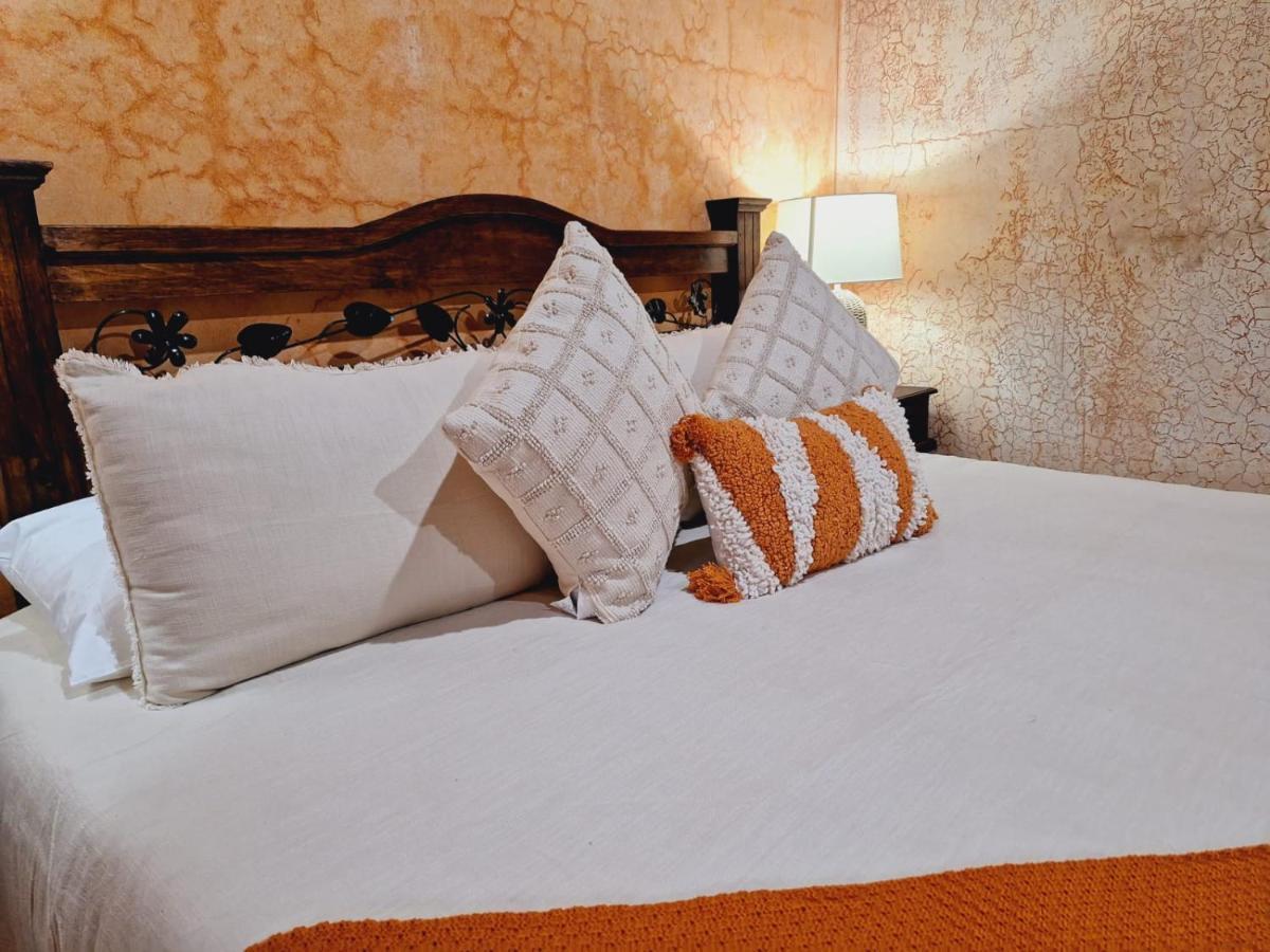 Hotel Boutique Casa Del Angel 危地马拉安地瓜 外观 照片