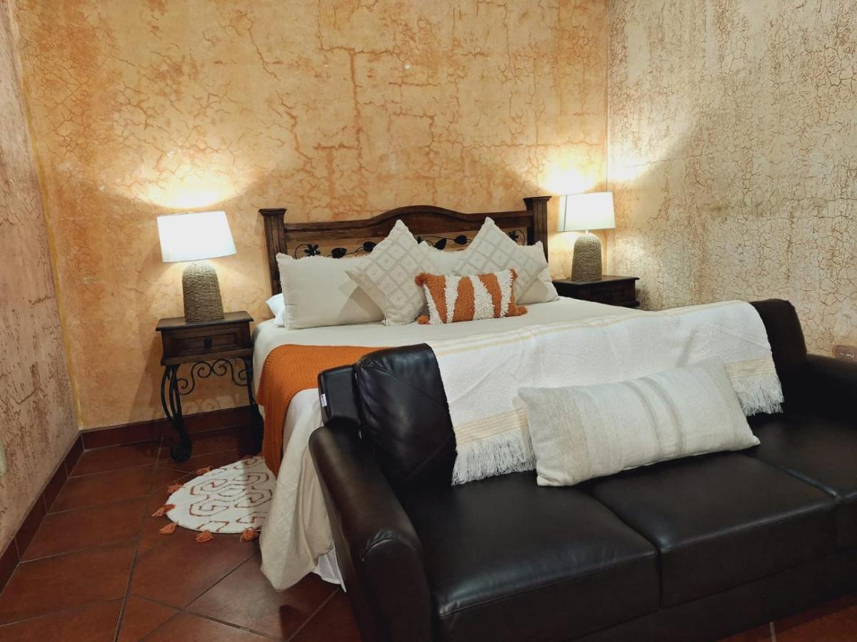 Hotel Boutique Casa Del Angel 危地马拉安地瓜 外观 照片