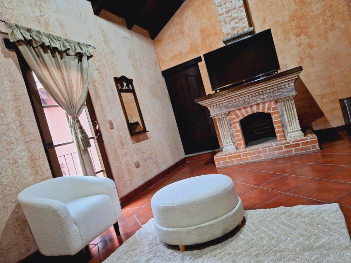 Hotel Boutique Casa Del Angel 危地马拉安地瓜 外观 照片