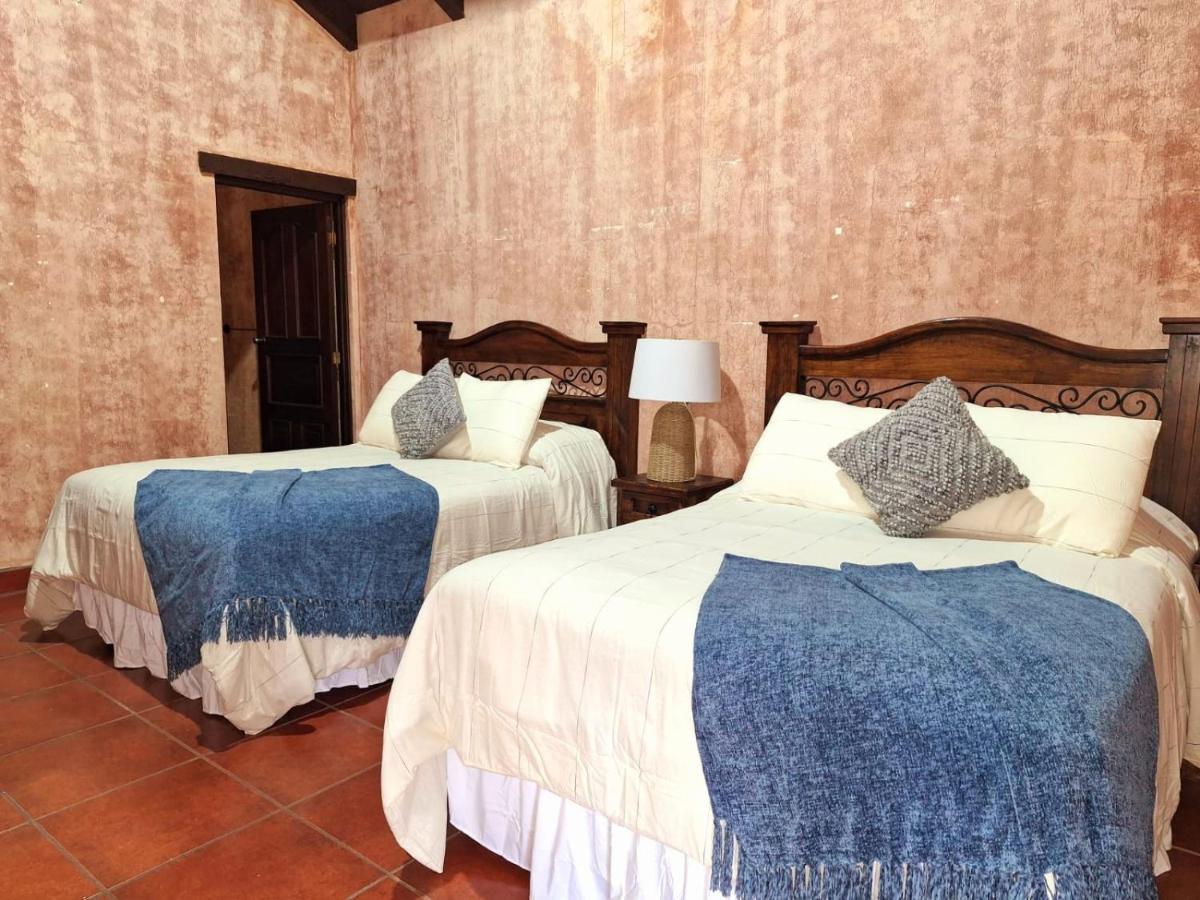 Hotel Boutique Casa Del Angel 危地马拉安地瓜 外观 照片