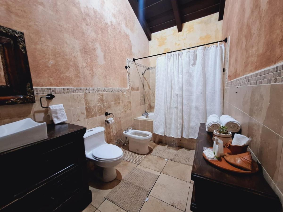 Hotel Boutique Casa Del Angel 危地马拉安地瓜 外观 照片